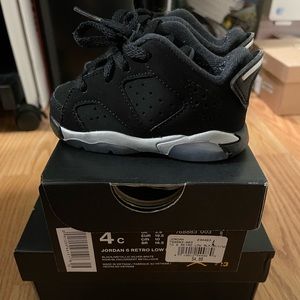 Infant size 4 Jordan’s retro 6